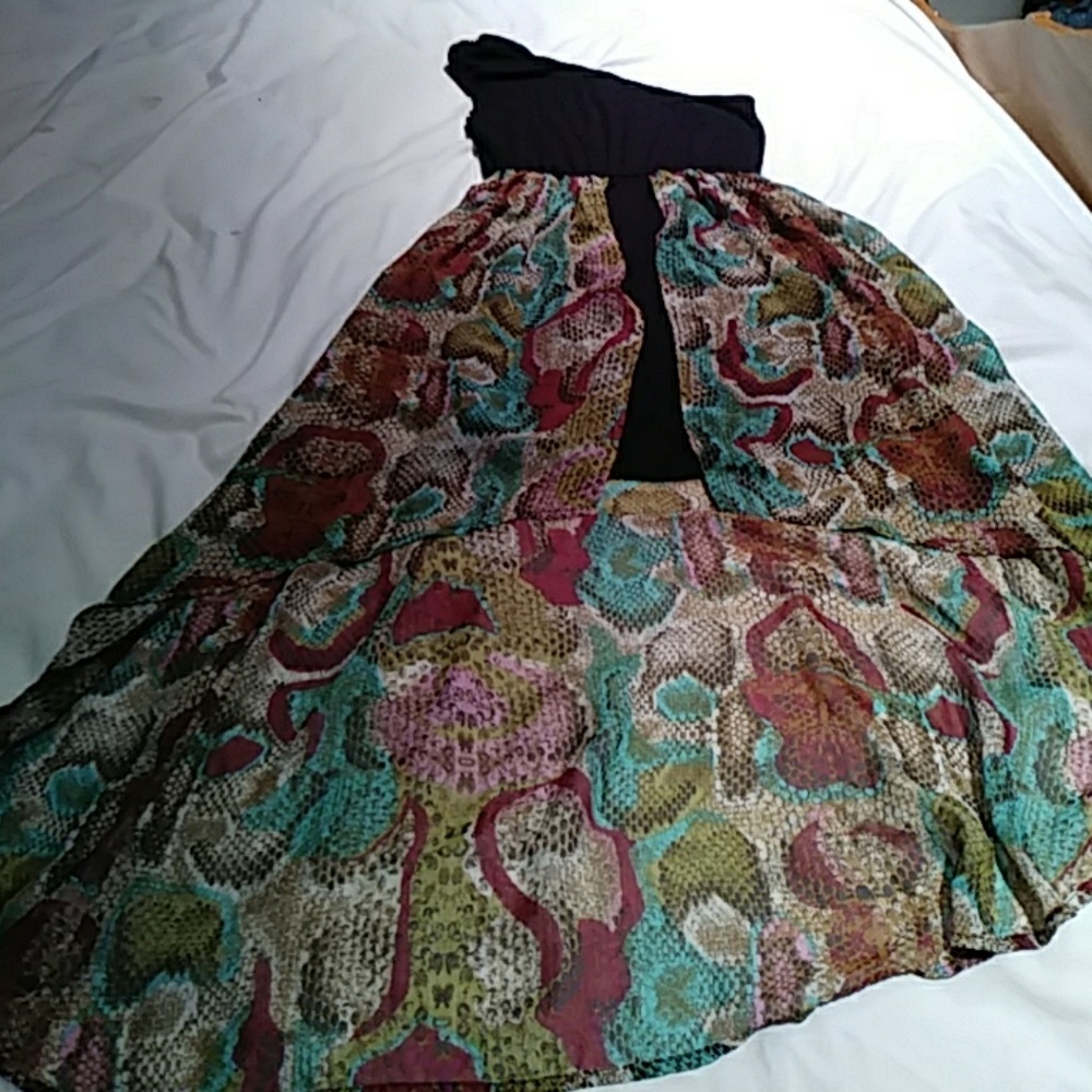 Dress - Picture 2 of 3